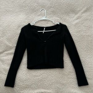 black crop top sweater